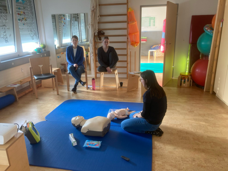 Kinder-Notfallkurs des Teams